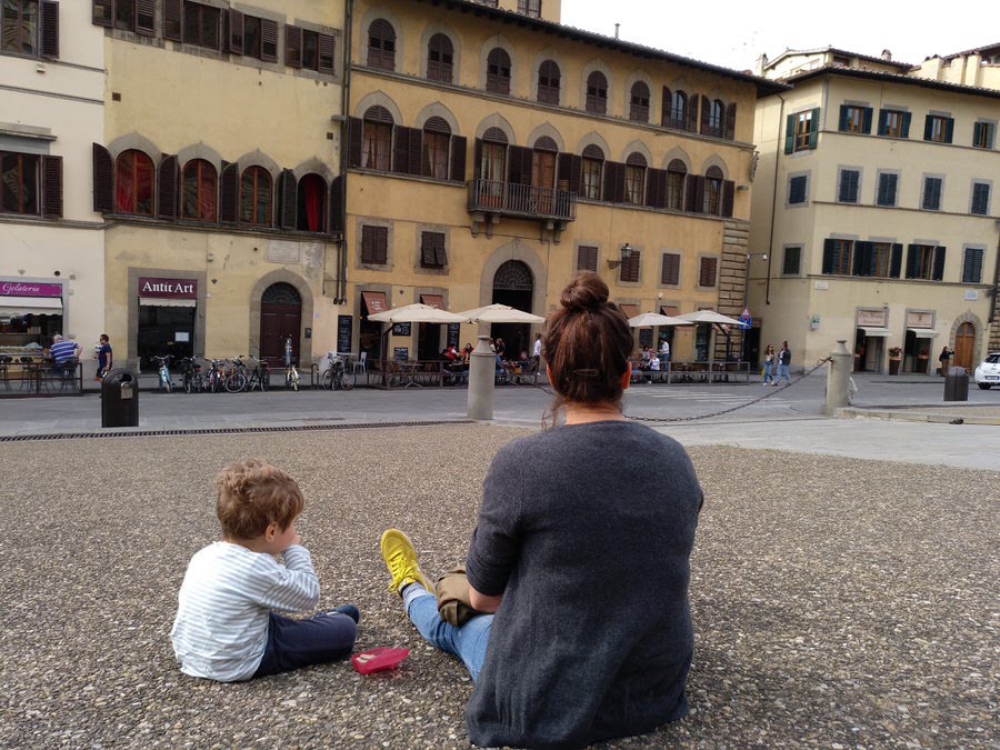 Florenz mit Kindern: Legt ab und zu auch mal einen Piazza-Stop ein und lasst Florenz einfach auf Euch wirken. (Foto: Lucia Vaccaro Notte)