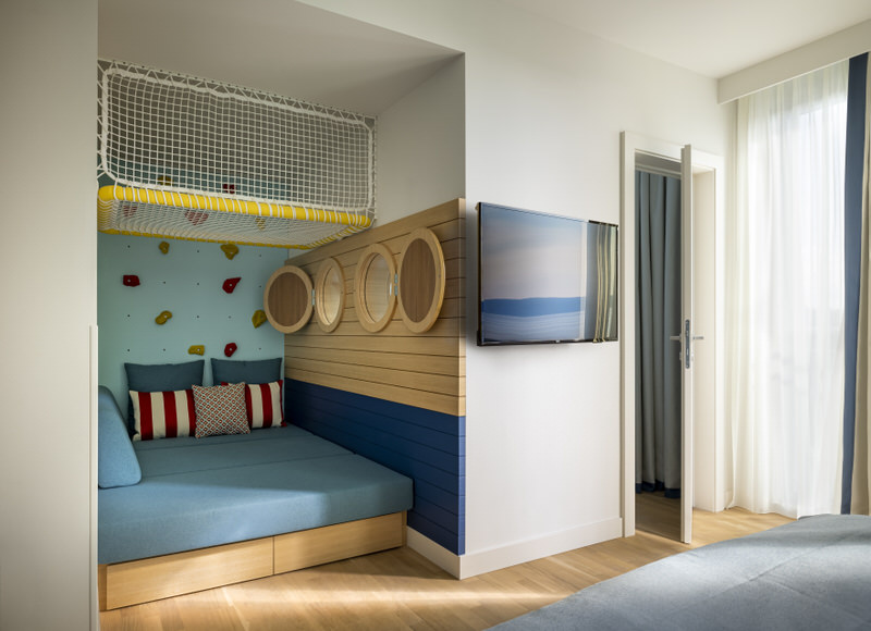 Ob Eure Kinder hier wohl viel schlafen werden? Oder doch lieber klettern? (Bild: Falkensteiner Hotels & Residences)