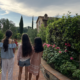 Ankunft in der Tenuta delle Rose: Die drei Little Travel Damen sind begeistert (Bild: Sonja Alefi)